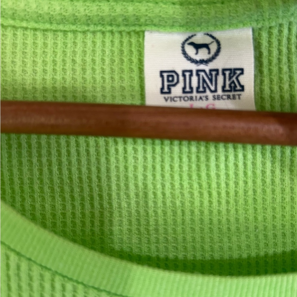 Victoria's Secret Lime Green Long Sleeve Top - Picture 3 of 4